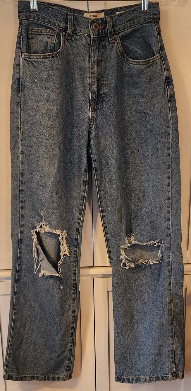 Cotton on Women's Distressed Frayed Loose Straight High Rise Jeans Size 4